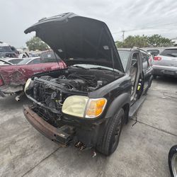 2003 Toyota Sequoia FOR PARTS ONLY