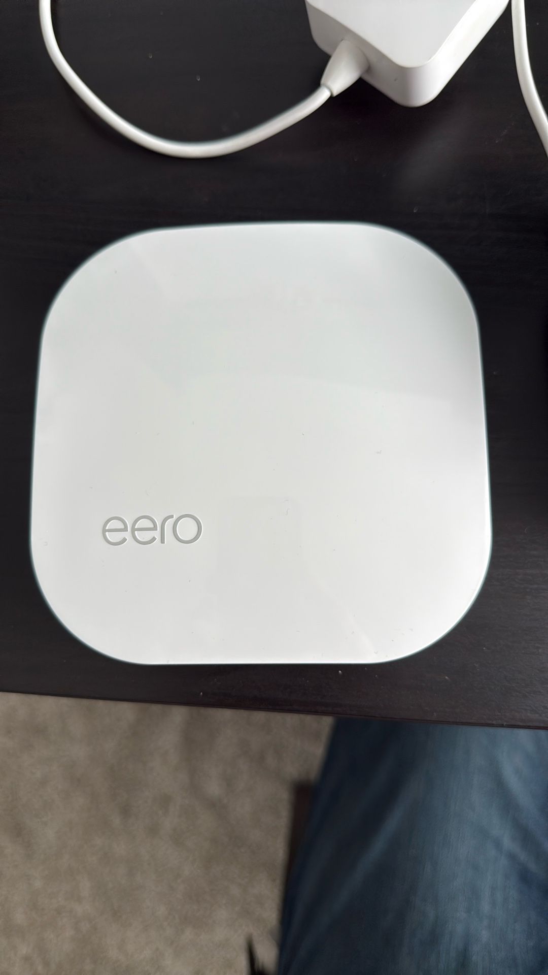 Eero 6 Pro Plus 2 Eero 6 satellites, bundle of 3.
