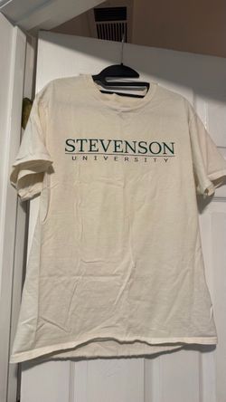 Cream Stevenson University Logo T-Shirt, Hanes Medium, 100% cotton