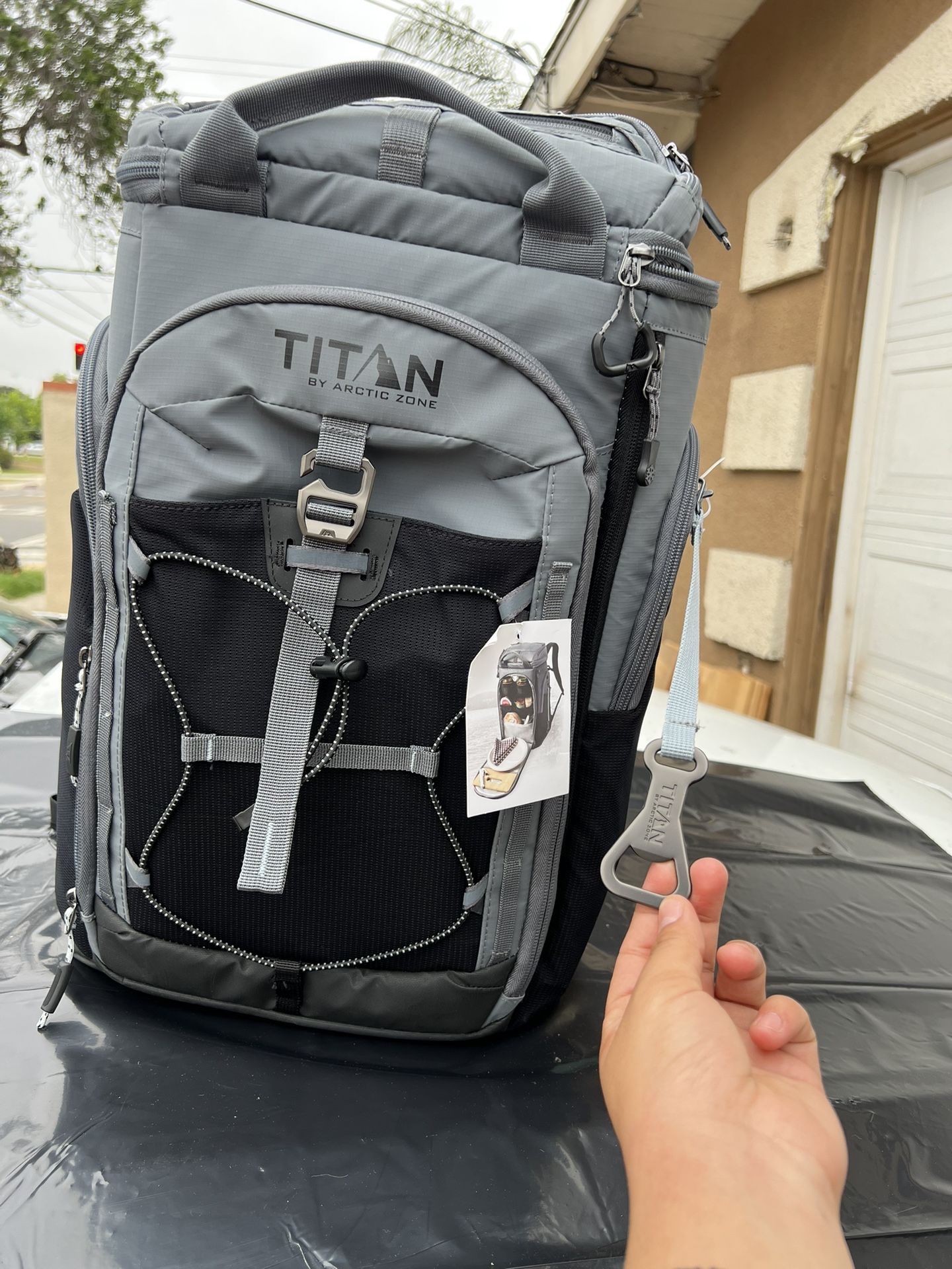 Leakproof Super Foam Backpack Cooler - Ultimate Gray