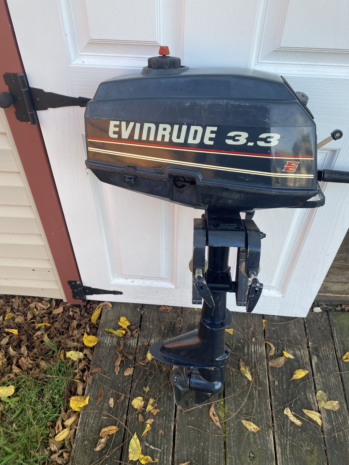 Evinrude 3.3hp Outboard Boat Motor