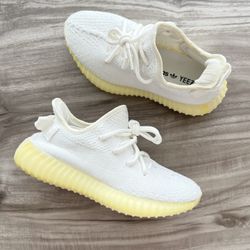 Size 4.5 Men’s/ 6 Women’s- adidas Yeezy Boost 350 V2 Low Cream White