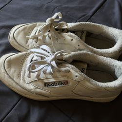 reeboks size 9