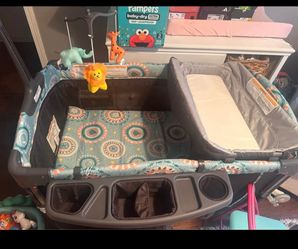 Baby Pack N Play Playard with Changing Table