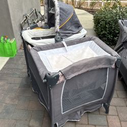  Free Babytrend Playard With Two Bassinets And Changing Table. 