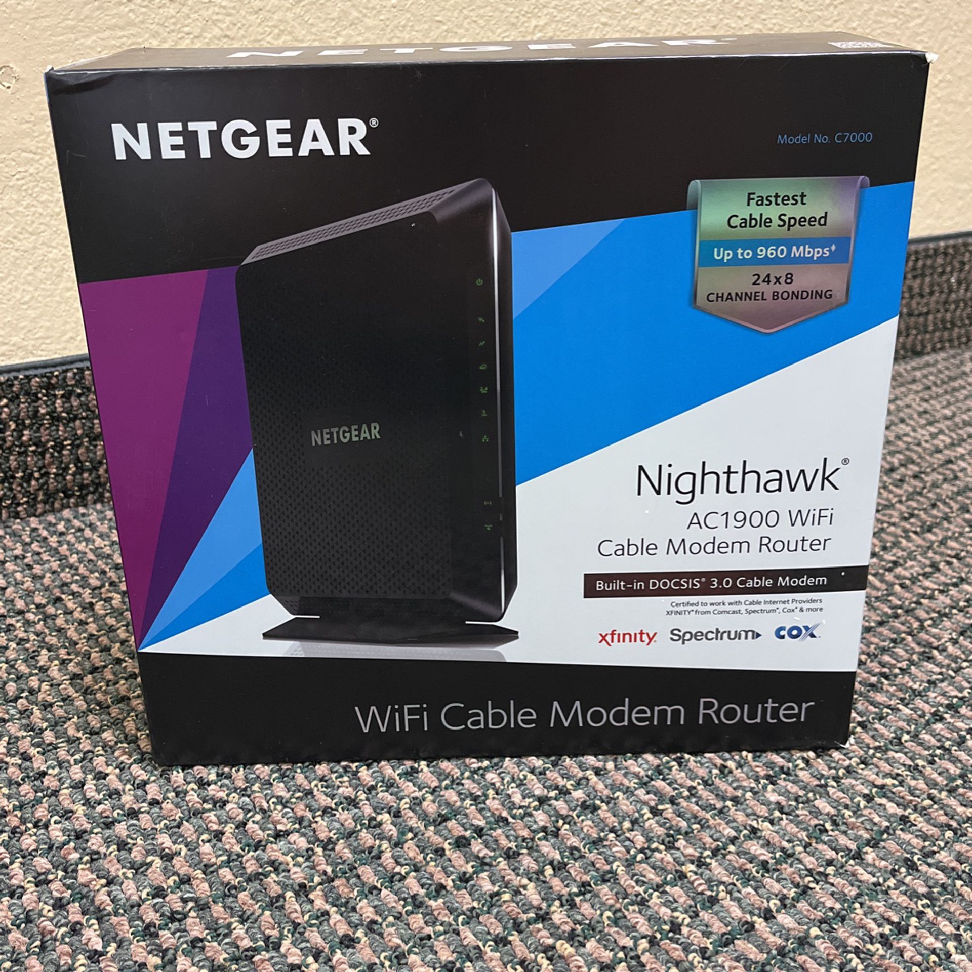 NetGear Nighthawk AC1900 WiFi Cable Modem Router