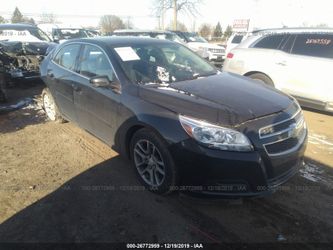 Chevy Malibu Lt- 105.000 miles - hit in the rear - runs and drives for parts or complete- CLEAN TITLE