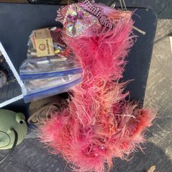  Pink Vintage feather DIVA party hat 