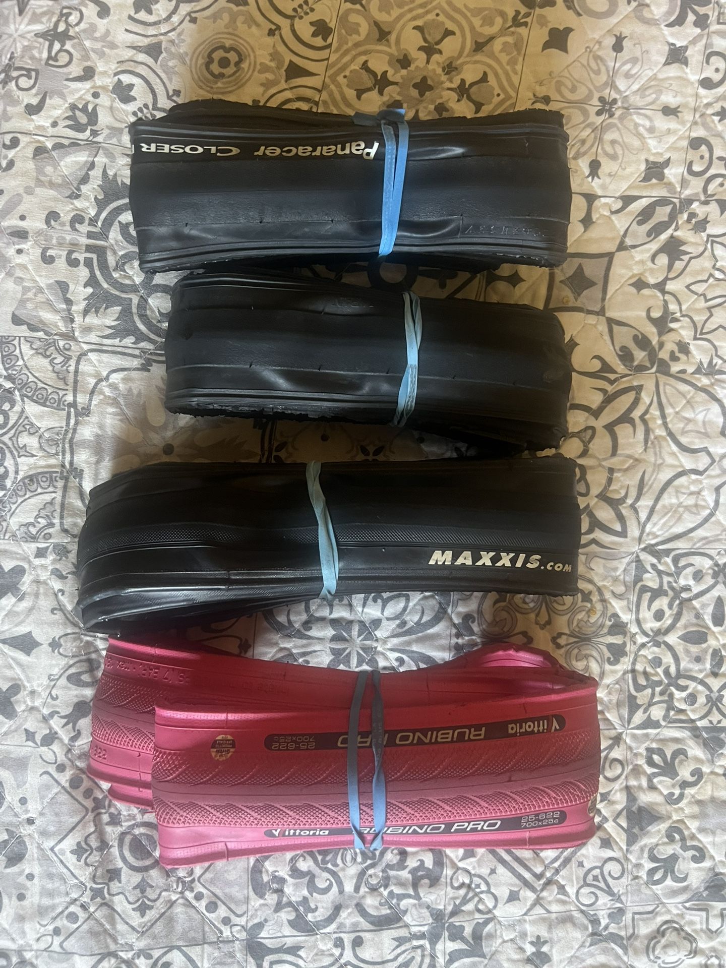 Road Bike Tires 700x23 10/10