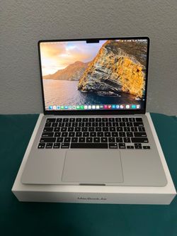 M4 MacBook Air 13-inch Silver (2025) 16GB RAM 256GB SSD