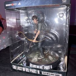 The last of Us Ellie With Now Figure 