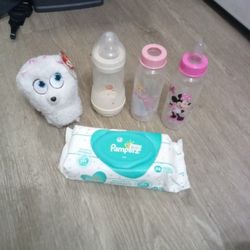 Pampers Wet Wipes With Bottles And Stuffed Animal