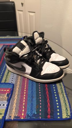 Back to school JORDAN 1 Mid