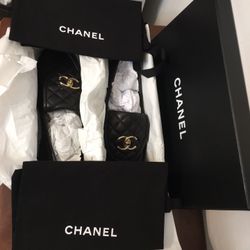 Chanel Quilted Flap TurnLock CC Gold Logo Loafer. Size 37C . Black Leather Serial No DG36646. 100% original Authentic . And 100% perfect and excellent
