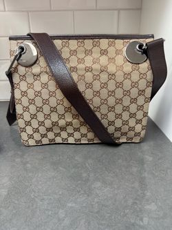Gucci Supreme Canvas Brown Eclipse Crossbody Bag