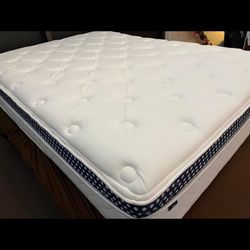 The WinkBed, King, Firmness: Firm Like New, Excellent Condition