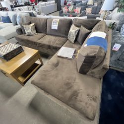 Super Cute Sofa Chaise 🤎🧸