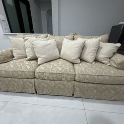 Bernhardt Traditional Sofa(Rendition Collection)