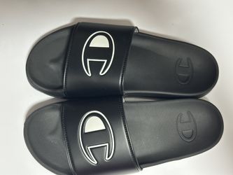 Mismatched Champion Slides — Left 9M / Right 8M — Brand New!