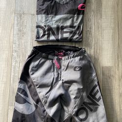 O’Neil women’s jersey and pants/ Scott goggles
