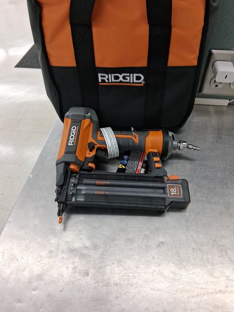18GA BRAD NAILER W/BAG $85