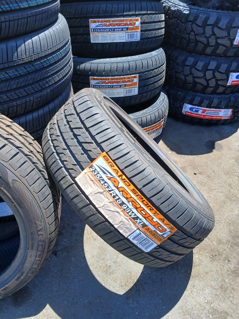 4 New Tires Installed/ 4 Llantas Nuevas Instaladas 235/45/18 Arroyo Tires