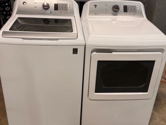 GE washer and Gas dryer set
