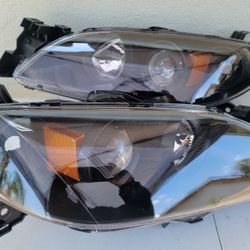 04-09 Mazda 3 Projector Headlights Luces Calaveras Micas Faros Focos Faroles