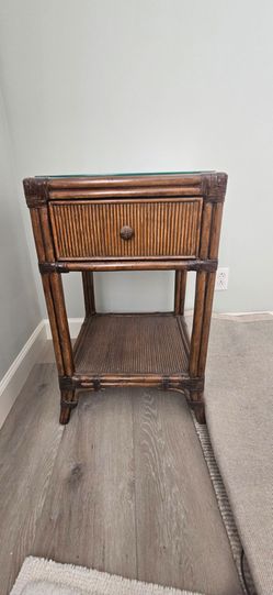 Bed side table