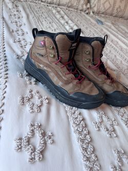 Vans MTE Hiking boots size 12