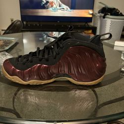 Maroon LeBron Editions Foams 