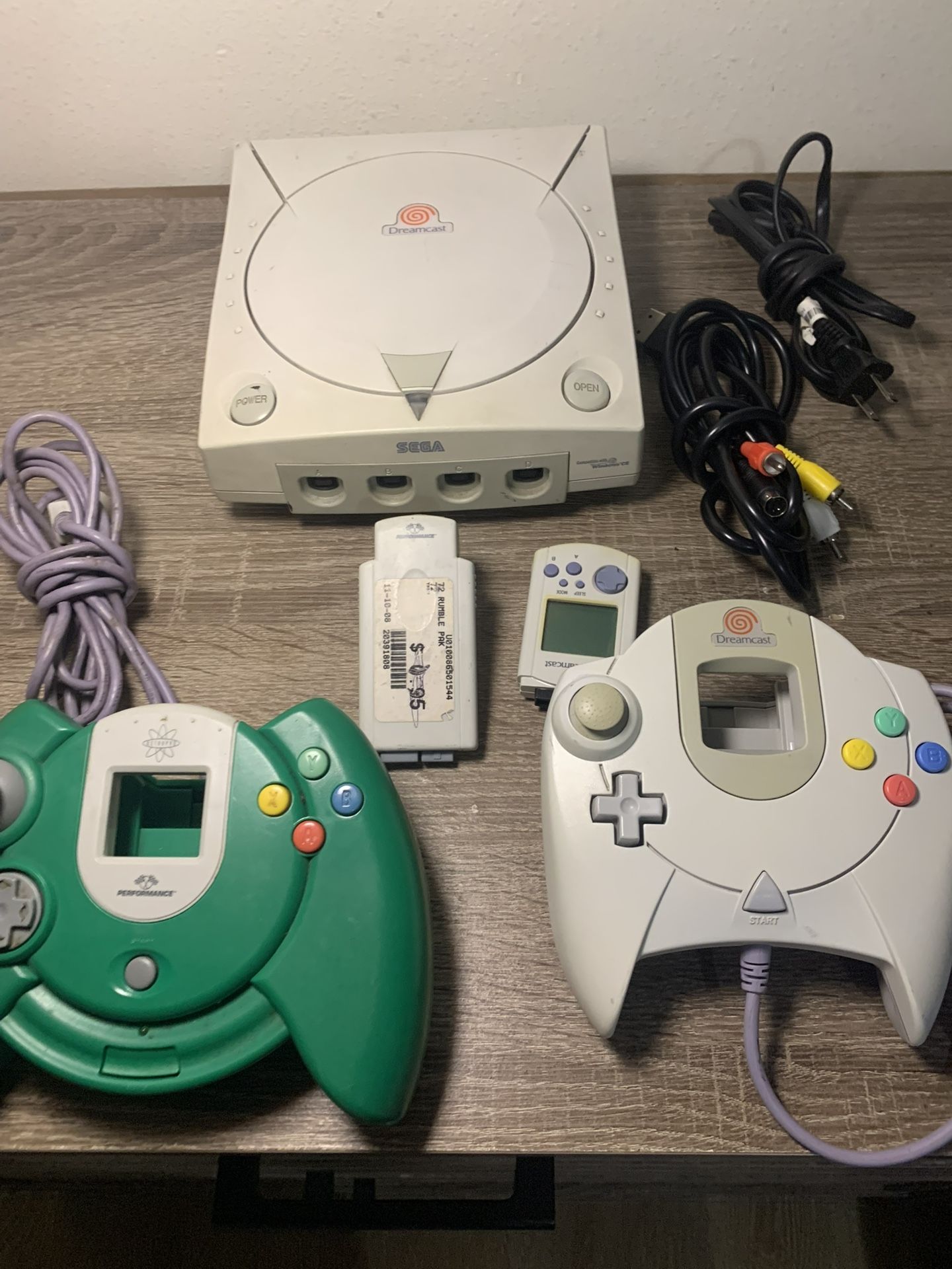 SEGA DREAMCAST gaming System 