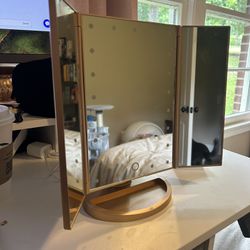 Vanity mirror 