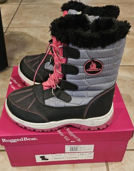 Girls Snow Boots Size 2 With Box