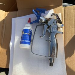Graco Spray Gun With Housing And Tip