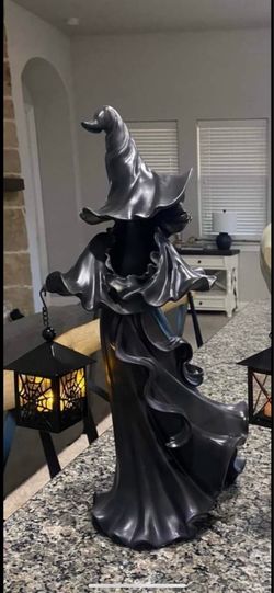 Halloween witch