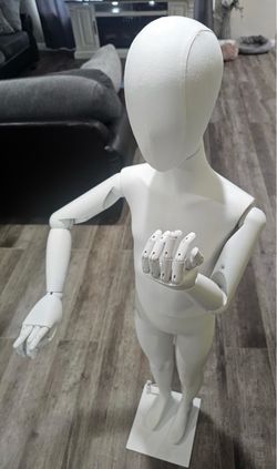 Kid Mannequin