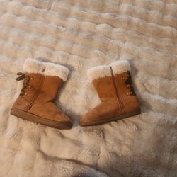 Girl Size 4 Boots