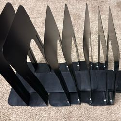 7 Metal Book ends