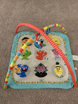 Bright Starts Baby Activity Gym And Playmat