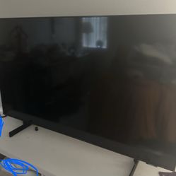 TV- Samsung AU8000 43 Inch 4k TV 