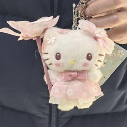 Hello Kitty Plush Keychain 