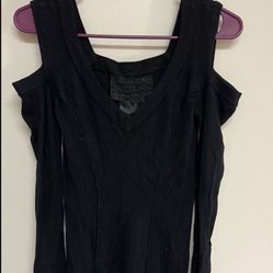 CA. GUESS COLD SHOULDER LONG SLEEVE KNIT DRESS/TUNIC. SIZE SMALL. PRELOVED. 