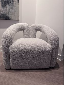 Beautiful modern accent chair