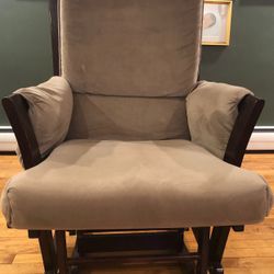 Glider/Rocking Chair 