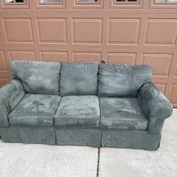 Hunter Green Couch - FREE DELIVERY 🚚 