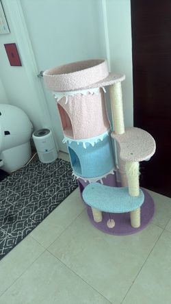 Cat tree tower