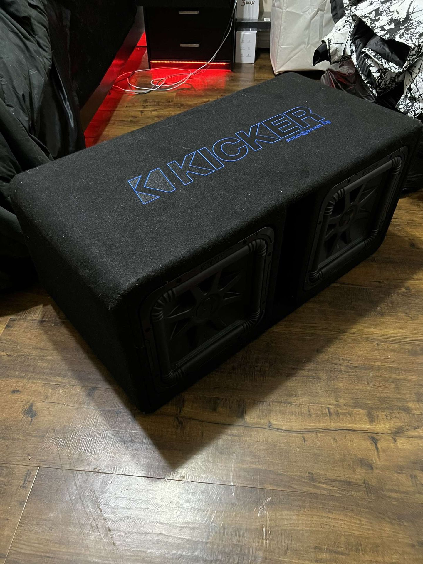 Dual 12 Inch Solo-baric L7S Kicker Subwoofer