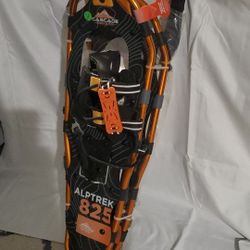 Cascade Full Package Snow Shoes