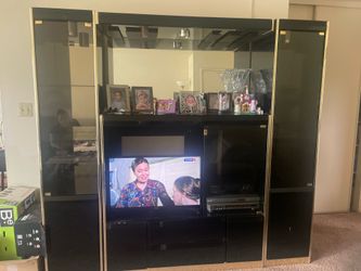 Wall unit